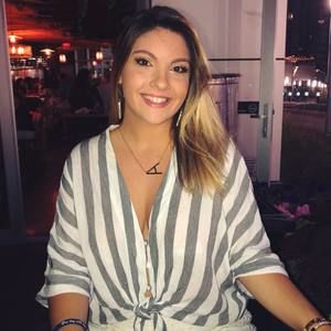 Meet your Posher, Ariana